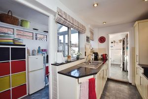 Photo 14- click for photo gallery